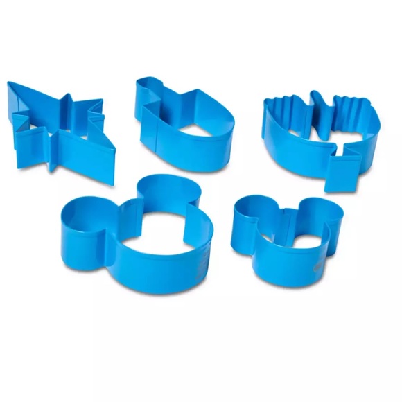 Disney Hanukkah Cookie Cutter Set of 5 - Picture 3 of 3